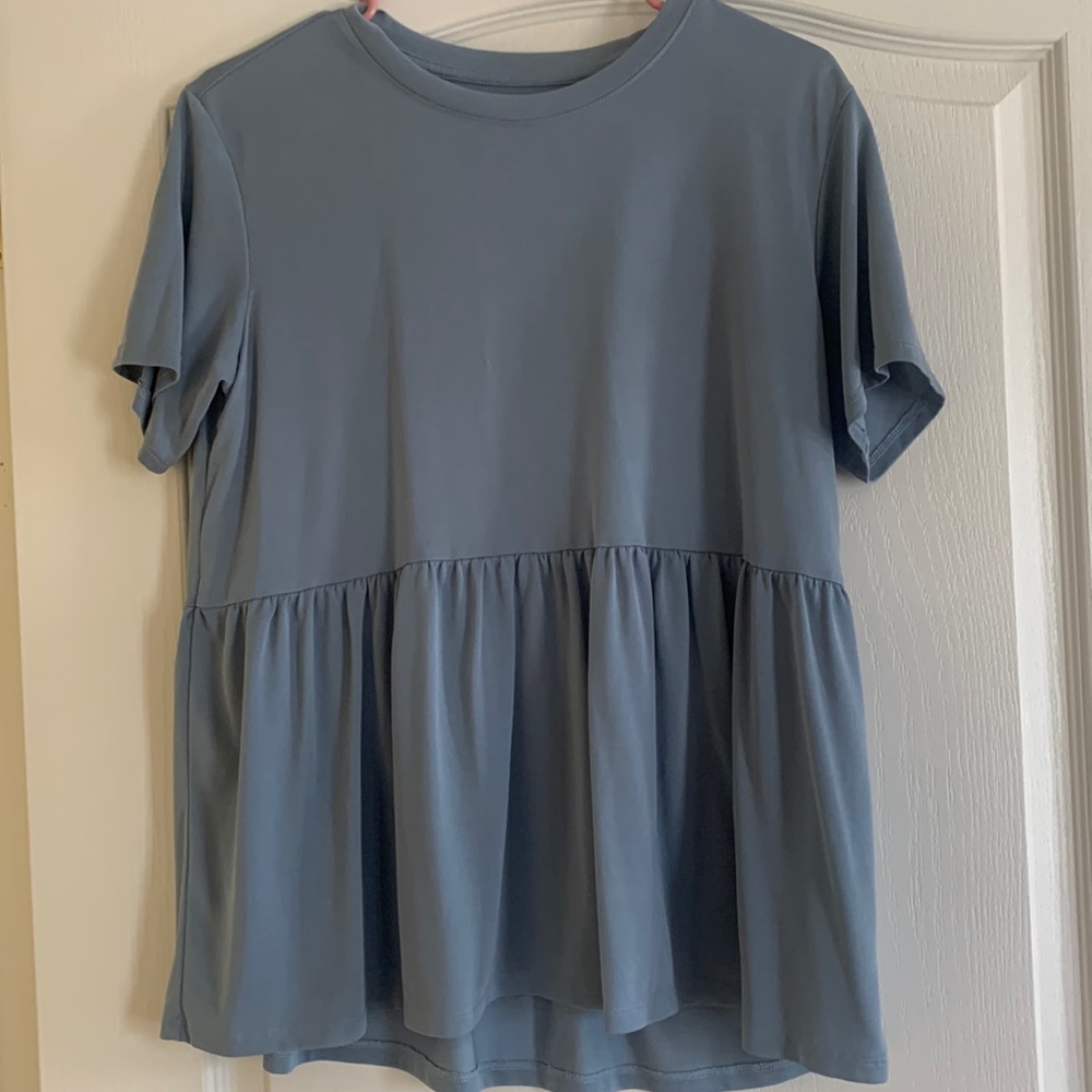 American Eagle shirt